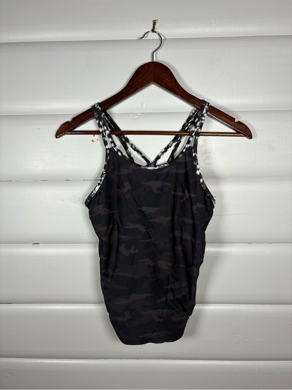 Athleta Girl Camo Strappy Active Tank XXL 16